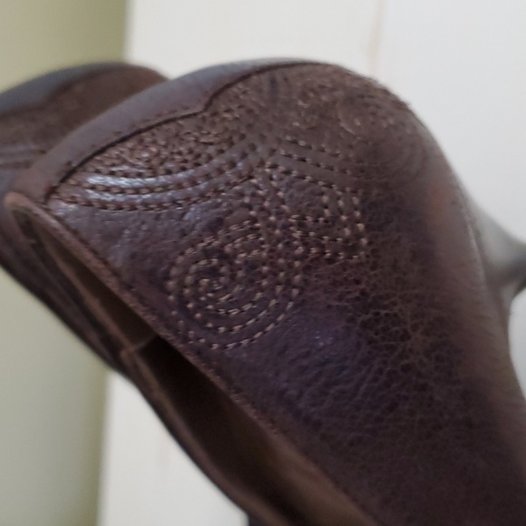 Prada | Vintage Brown Leather Embroidered Pumps Sz 37 - Picture 6 of 9